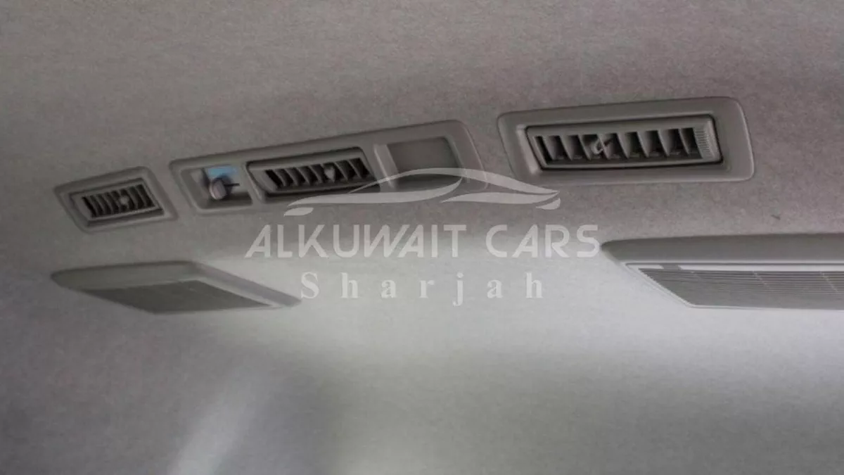 Toyota Hiace DLS - STD ROOF Toyota Hiace 2025-8-0