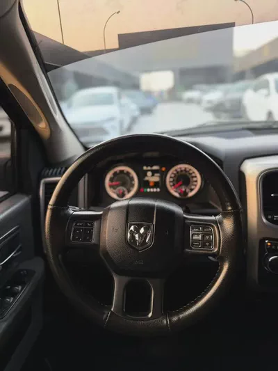 Dodge Ram 1500 SLT 2017 American Specs-11