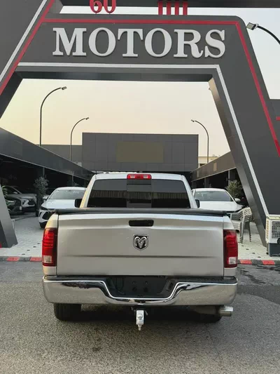 Dodge Ram 1500 SLT 2017 American Specs-5