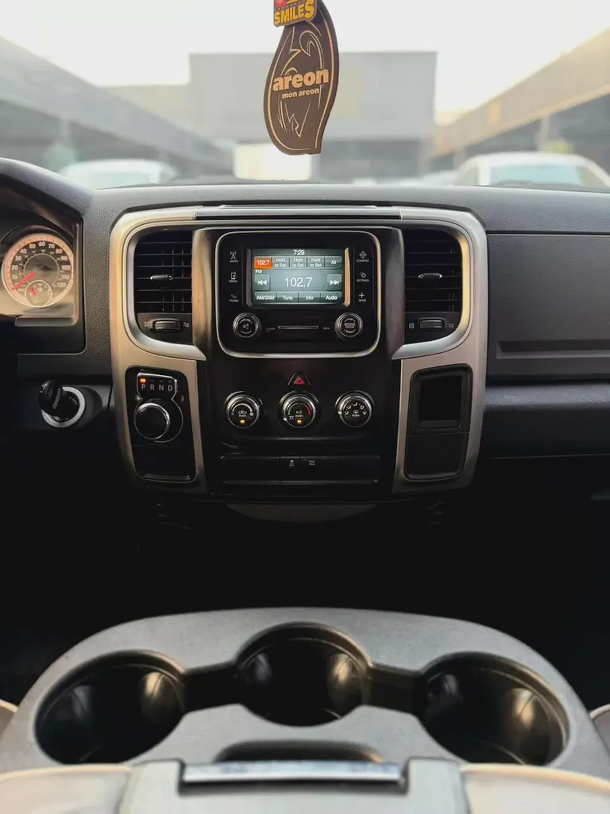 Dodge Ram 1500 SLT 2017 American Specs-7-7