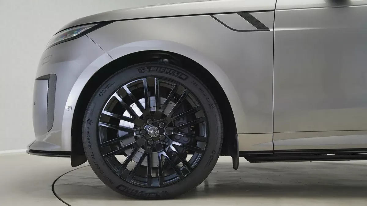2024 Land Rover Range Rover Sport P635 SV Edition One | GCC Specs |  Land Rover Warranty-10-10
