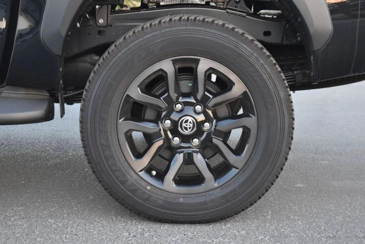 Toyota Hilux HILUX ADVANTURE 2.8L DIESEL 2025-7-7