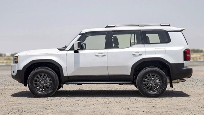 Toyota Prado (LHD) TOYOTA PRADO 250 TXL 2.7P AT LIMITED MY2024 – WHITE-5