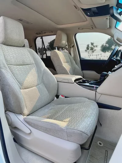 2025 EXR Toyota Land Cruiser  GCC Specs with 6900 Km-12