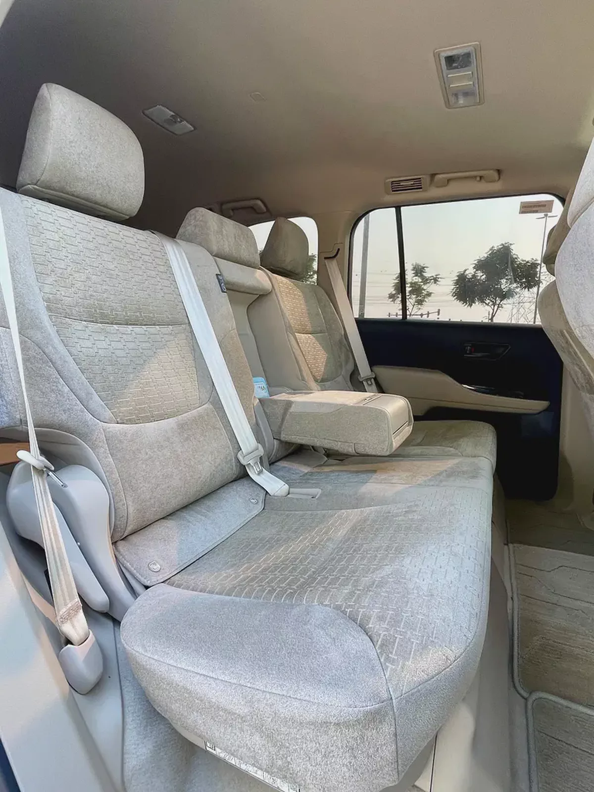 2025 EXR Toyota Land Cruiser  GCC Specs with 6900 Km-14-14