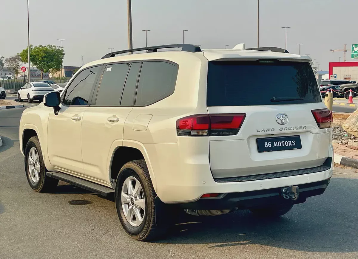 2025 EXR Toyota Land Cruiser  GCC Specs with 6900 Km-4-4