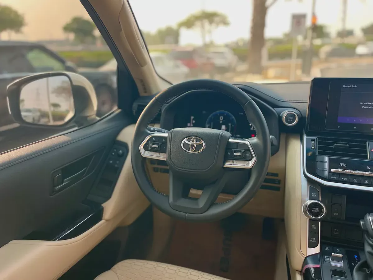 2025 EXR Toyota Land Cruiser  GCC Specs with 6900 Km-8-8