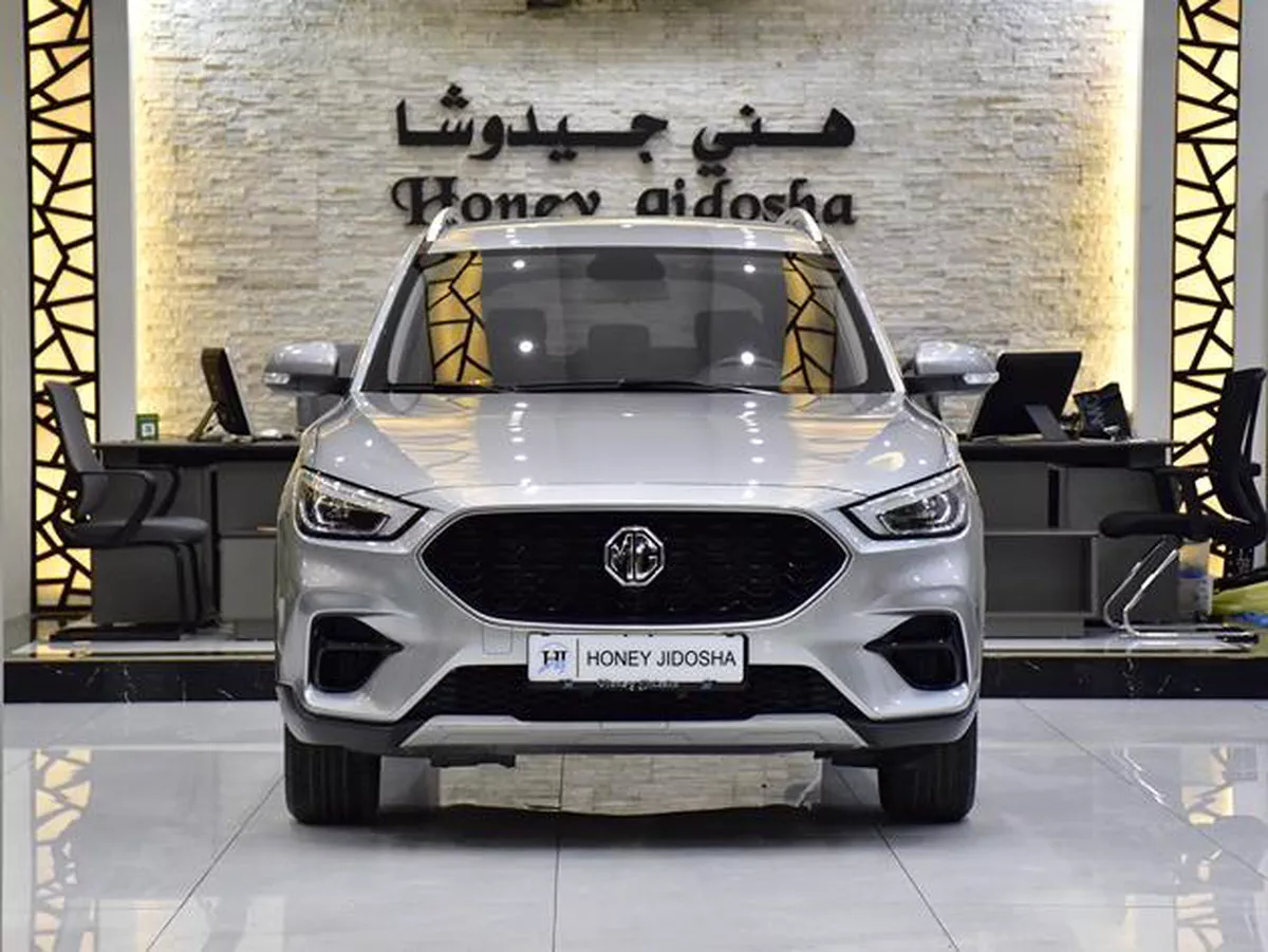 MG ZS ( 2025 Model ) in Silver Color GCC Specs