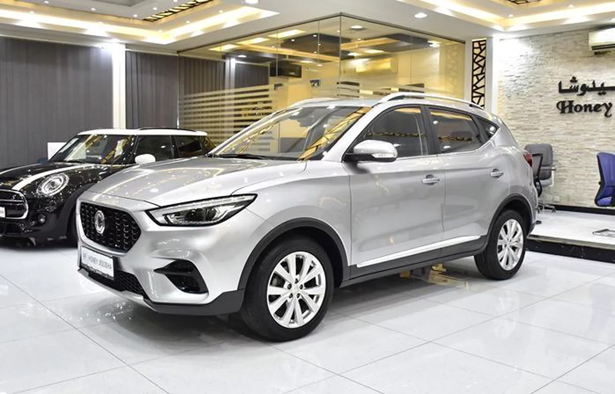 MG ZS ( 2025 Model ) in Silver Color GCC Specs-5-5