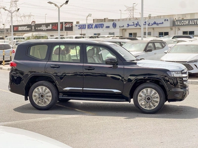 Toyota Land Cruiser GXR EXPORT ONLY - 2026 LC300 4.0L (GCC Specification)-3