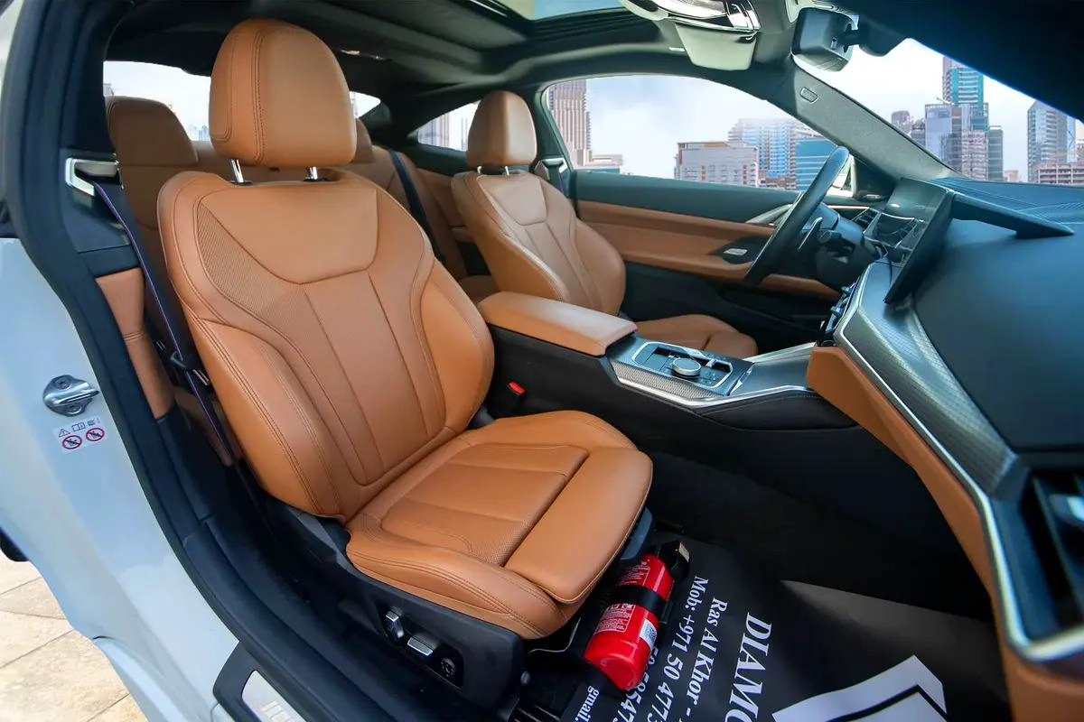 2024 BMW 430i M Sport GCC Specs - Like New!-10-10