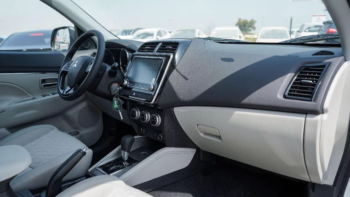 Mitsubishi ASX MEDIUM LINE GLX Brand New – 2.0L Petrol 2WD Automatic – H40 – GCC 2026 – Export Only-15-0