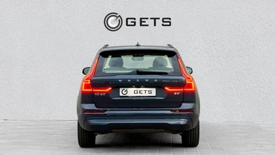 For sale Volvo XC60 B5 II Facelift, 2.0 l, 2024 in Dubai-5