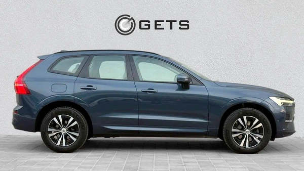 For sale Volvo XC60 B5 II Facelift, 2.0 l, 2024 in Dubai