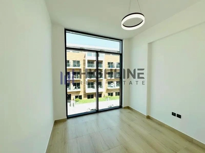 Modern Living | Brand New | Prime Location-5