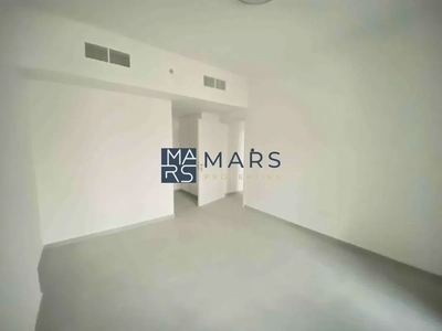 Luxury brand new 2 bedroom apartment available for rent in Al jada tiraz building just in 84500-4