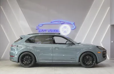 2025 - Porsche Cayenne GTS with warranty for 488,000.00 AED-5