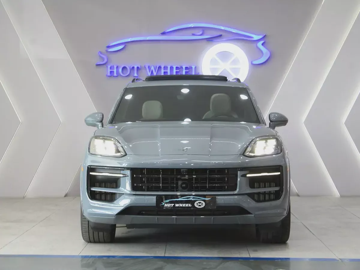 2025 - Porsche Cayenne GTS with warranty for 488,000.00 AED-2-2