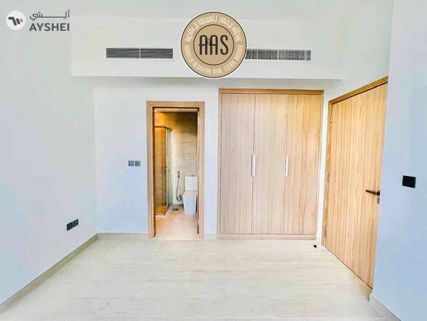 Amazing 1 B/R •• chiller free •• vacant unit •• spacious maintained