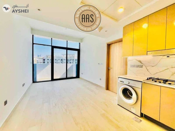 Amazing 1 B/R •• chiller free •• vacant unit •• spacious maintained