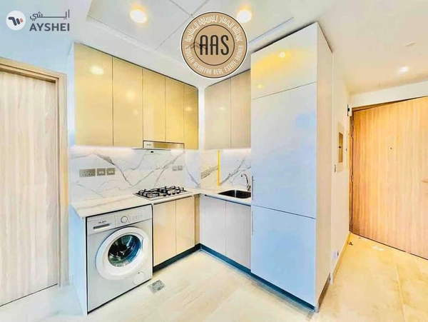 Amazing 1 B/R •• chiller free •• vacant unit •• spacious maintained
