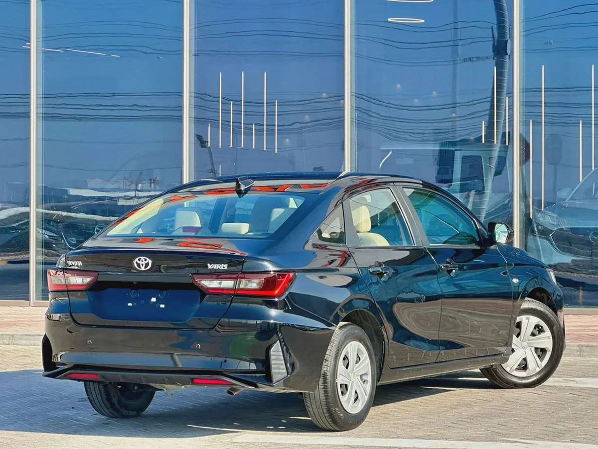 670-Monthly l GCC l Camera, GPS l Accident Free-4-4