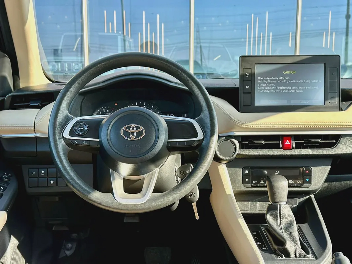 670-Monthly l GCC l Camera, GPS l Accident Free-11-11