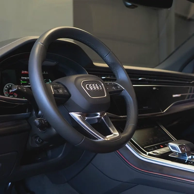 AED  3,832 PM • 0% Downpayment •  Audi Q8 55 TFSI quattro S Line • Agency Warranty-9