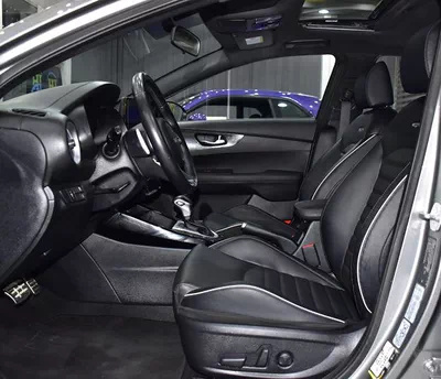 KIA Cerato GT-Line 1.6L ( 2024 Model ) in Grey Color GCC Specs-5