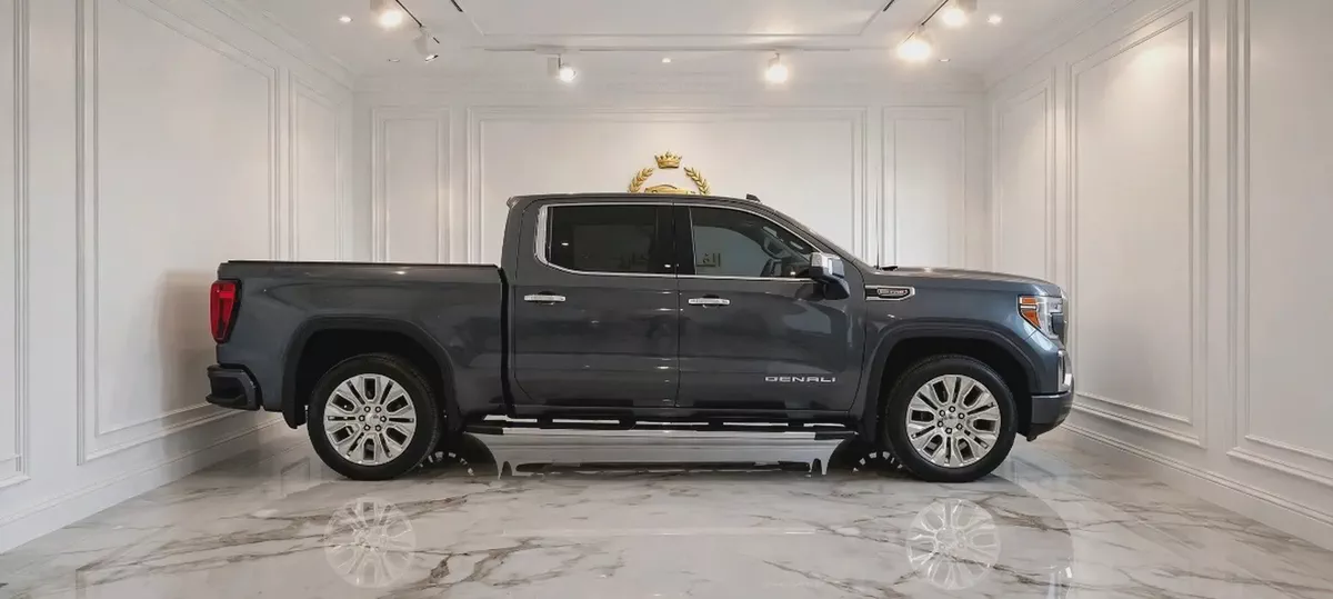 GMC Sierra denali صبغ وكاله بحاله الوكاله مالك اول-4-4