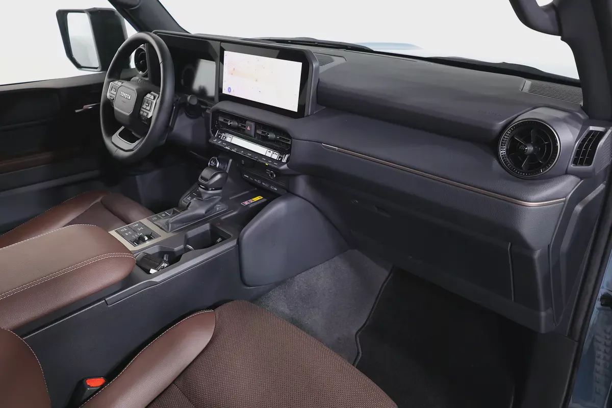 Toyota Prado Adventure 2025 GCC Specs-- FREE ACCIDENTS - Warranty and service CONTRACT-14-14