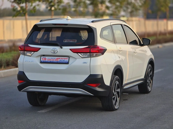Toyota Rush GX 2023 | GCC Specs | Low Mileage | Excellent Condition