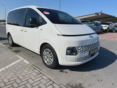 HYUNDAI STARIA-0
