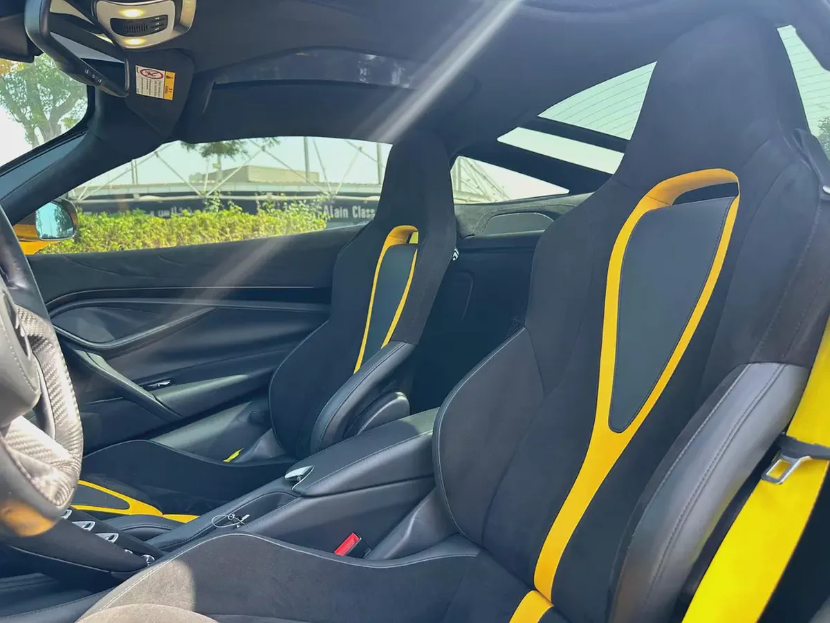 McLaren 720S-8-8
