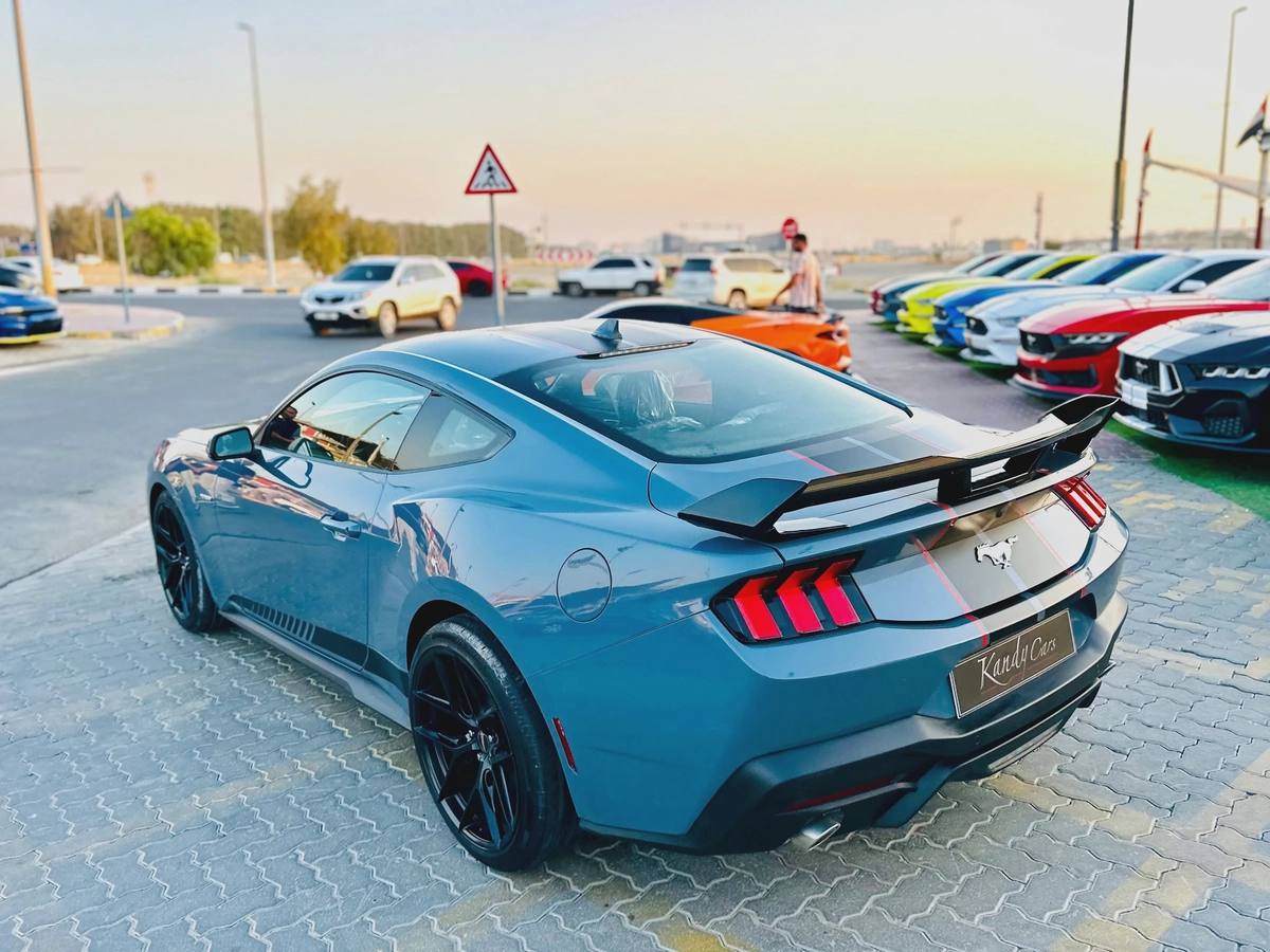 2024 Ford Mustang Ecoboost-5-5