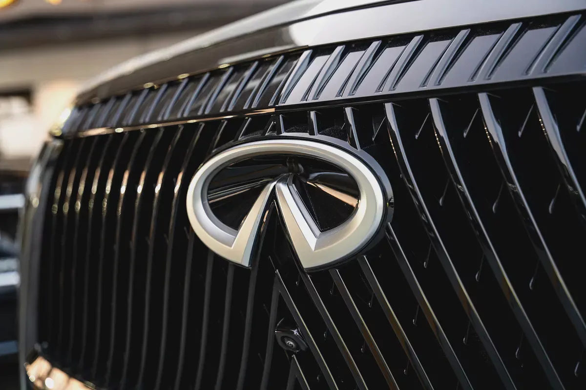Infiniti QX80 Autograph 2025 GCC Specs Agency Warranty Full Service History 3.5L Twin Turbo V6-1-1