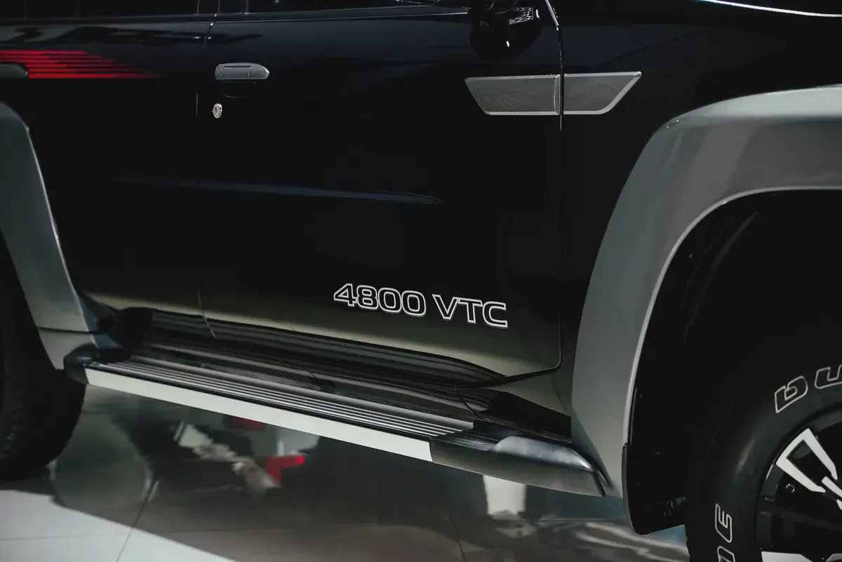 2024 Nissan Patrol Safari Super Safari Al Ostoura GCC Specs-4-4