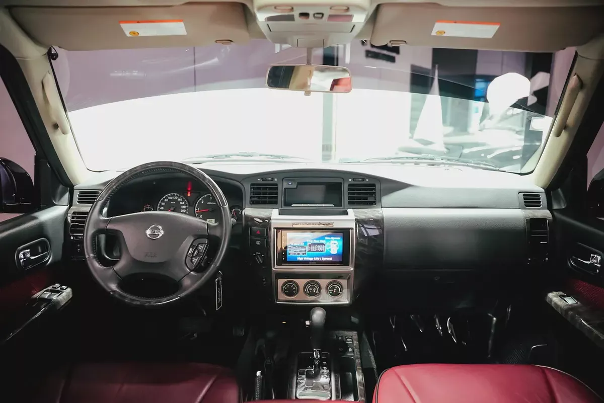 2024 Nissan Patrol Safari Super Safari Al Ostoura GCC Specs-7-7