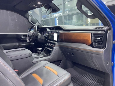 GMC Sierra SE 5.3L V8 AT4 Crew Cab (AWD)-13