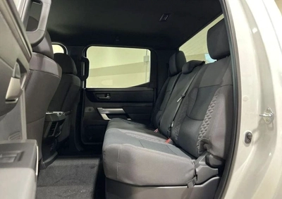 Toyota Tundra SR5 Crew Max 3.5L 4WD-1