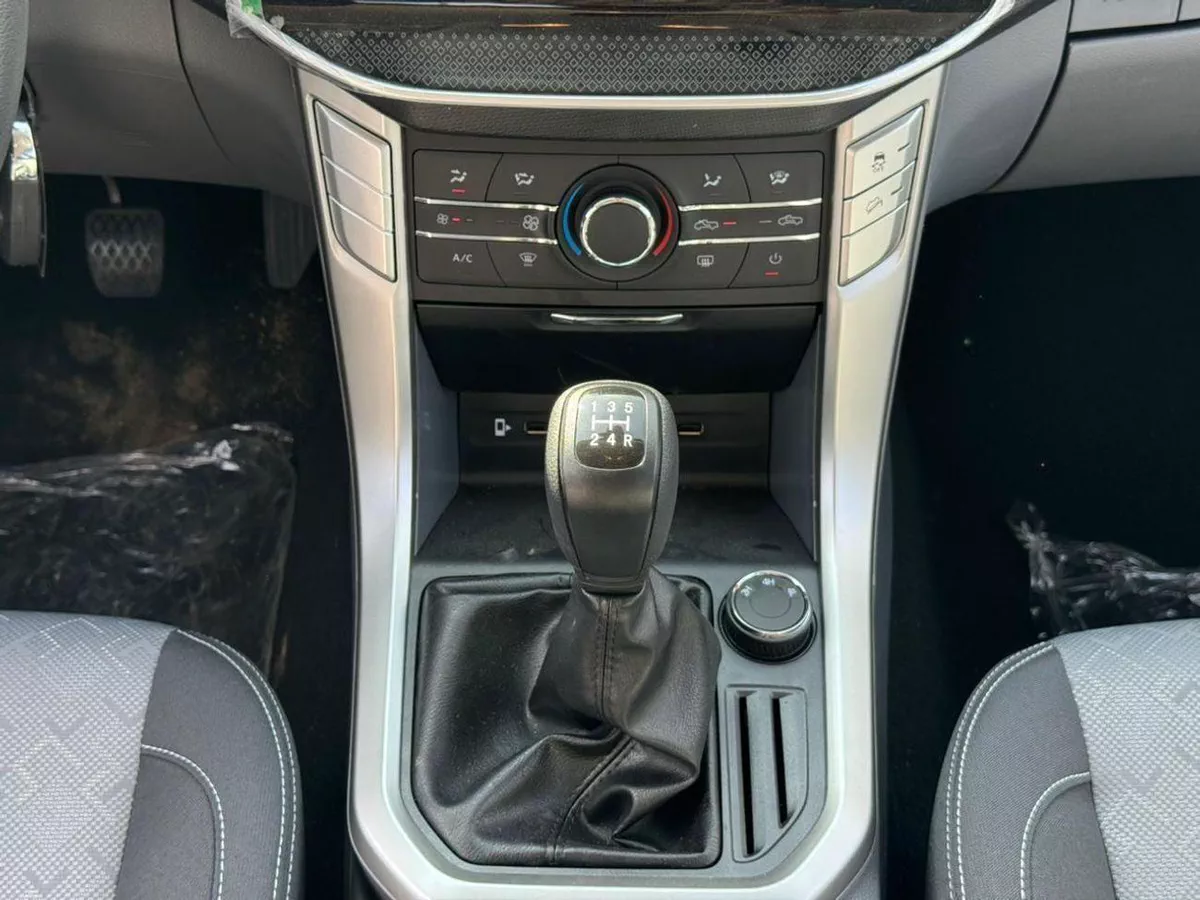MG T60 COM 2.4L Petrol Manual DC 4WD 2025 Export Price @ 49,500 AED-13-0