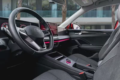 1,763 P.M |  Tiguan | 0% Downpayment | Agency Warranty!-8