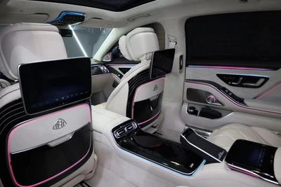 Mercedes-Benz Maybach S680-2