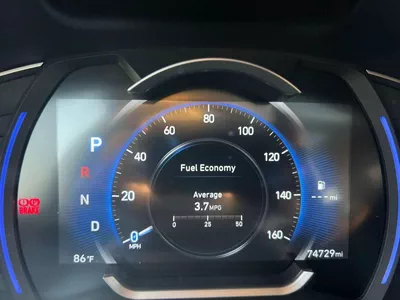 Hyundai Santa Fe STANDARD 2019 Hyundai Santa - Full Option - 2.4L - V4 - Panoramic View - Push Start - Leather and Electric-36-17