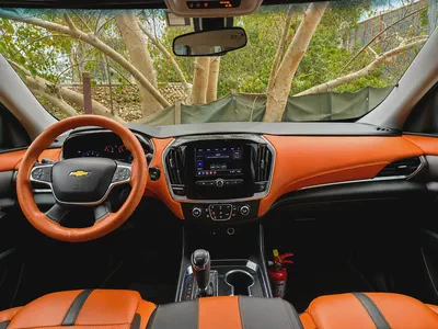 AED 460 | 7 Seaters | 2020 Chevrolet Traverse-10