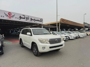 Toyota Land Cruiser GXR 2012 - GCC Specs - Well Maintained