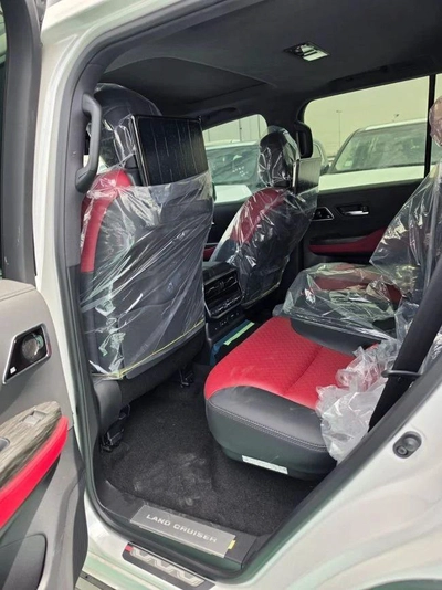 Toyota Land Cruiser 3.3L DIESEL TWIN TURBO VXR 2024-1