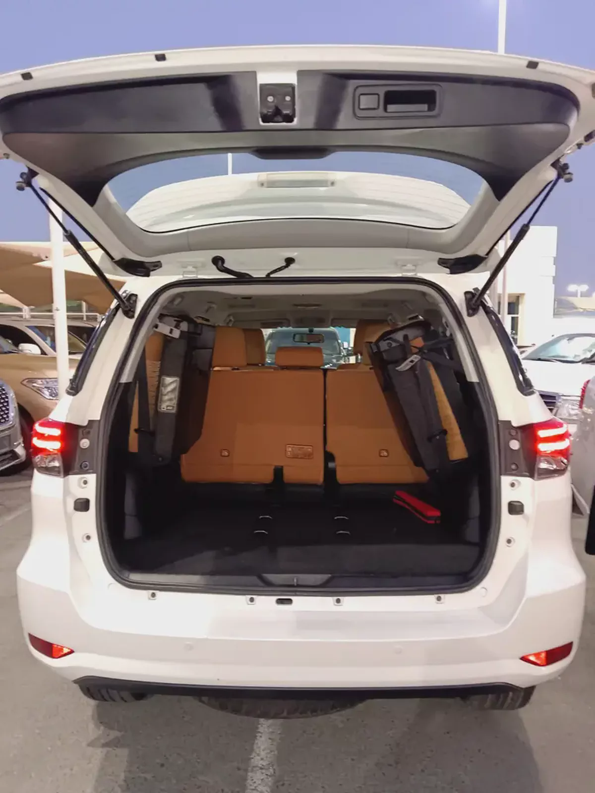 Toyota Fortuner 2019 EXR | GCC Specs | Very Well Maintained-8-8
