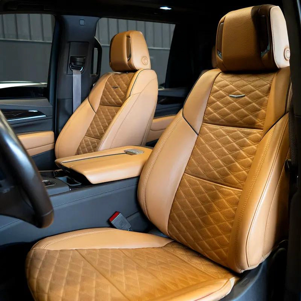 4,407 P.M • 0% Downpayment • Escalade Premium Luxury Platinum • 1 Year Warranty-2-2