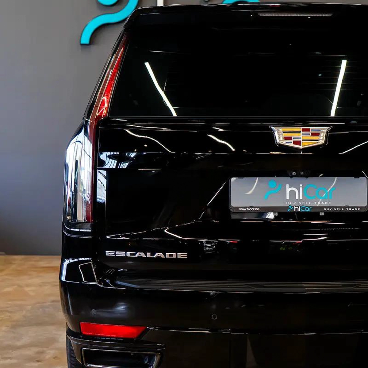 4,407 P.M • 0% Downpayment • Escalade Premium Luxury Platinum • 1 Year Warranty-10-10